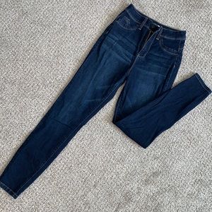Dark washed, high wasted, booty sculpting jeans